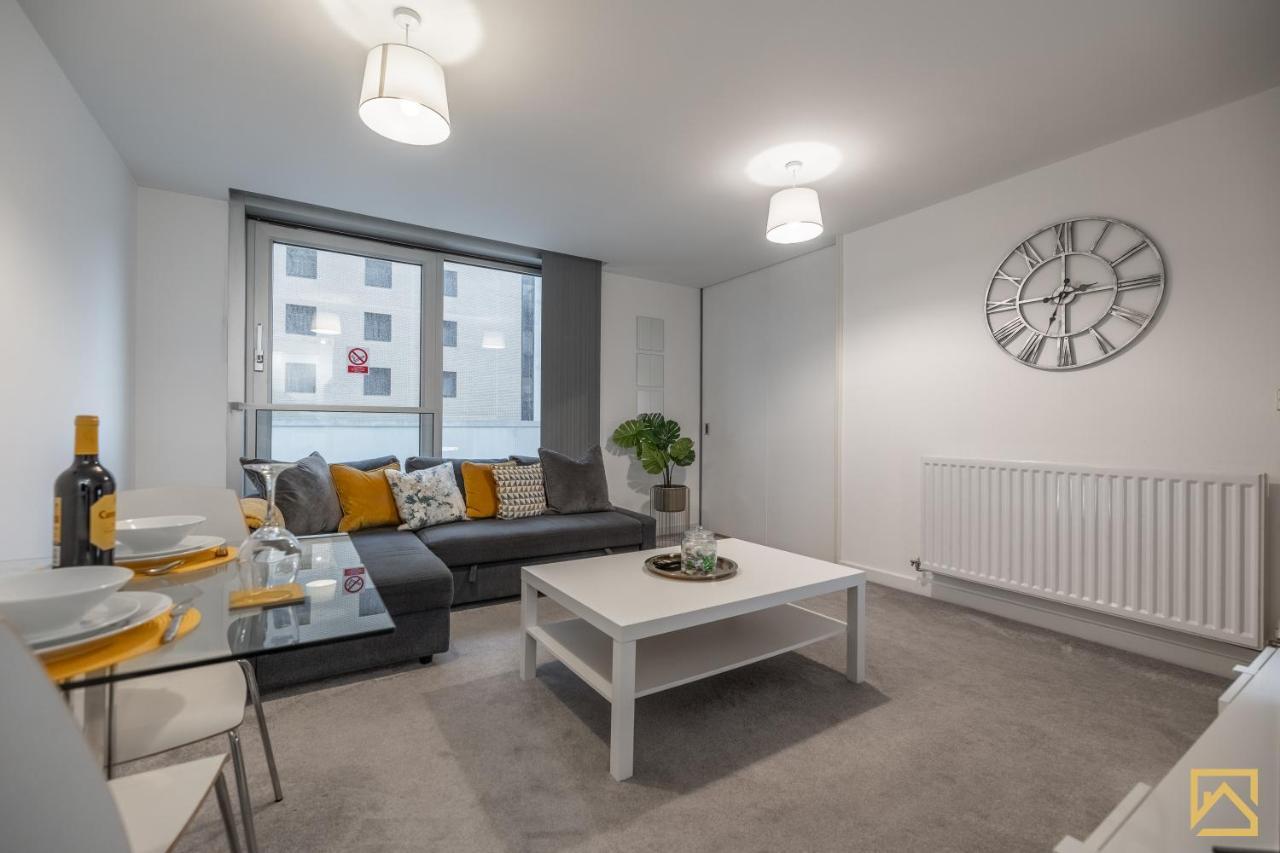 Modern 1 Bed In Central Mk, Free Parking, Smart Tv, Manhattan House By Valore Property Services ميلتون كينيز المظهر الخارجي الصورة
